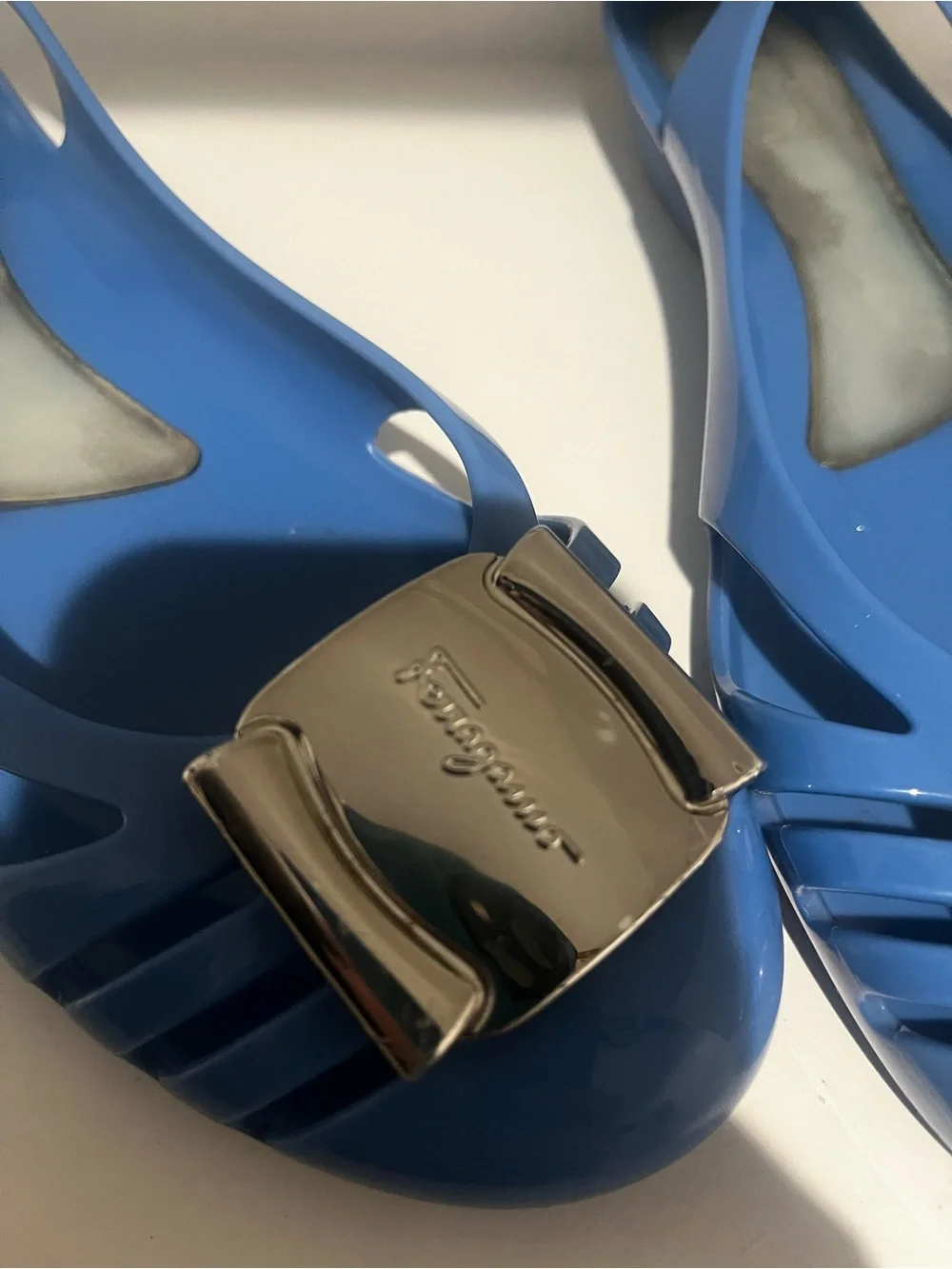 Salvatore Ferragamo Blue Jelly Flats Silver Vara Bow Size 8